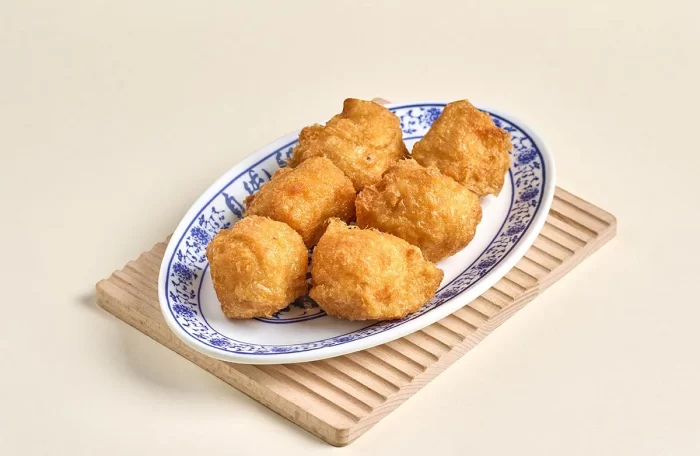 Fried Squid Balls (6 Pieces)