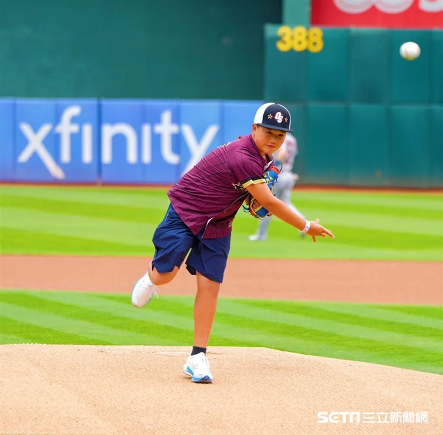 Taiwanese-American youth baseball player Henry Tsai recognized as a top prospect in the Perfect Game system
